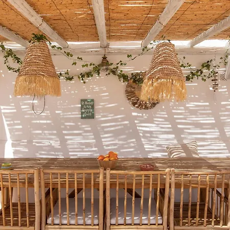 Villa Yoz By Abahana *
